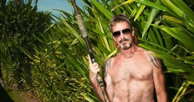 Imagem da matéria: John McAfee Aposta que Bitcoin Chegará a 500 Mil Dólares e Anuncia sua Nova Moeda