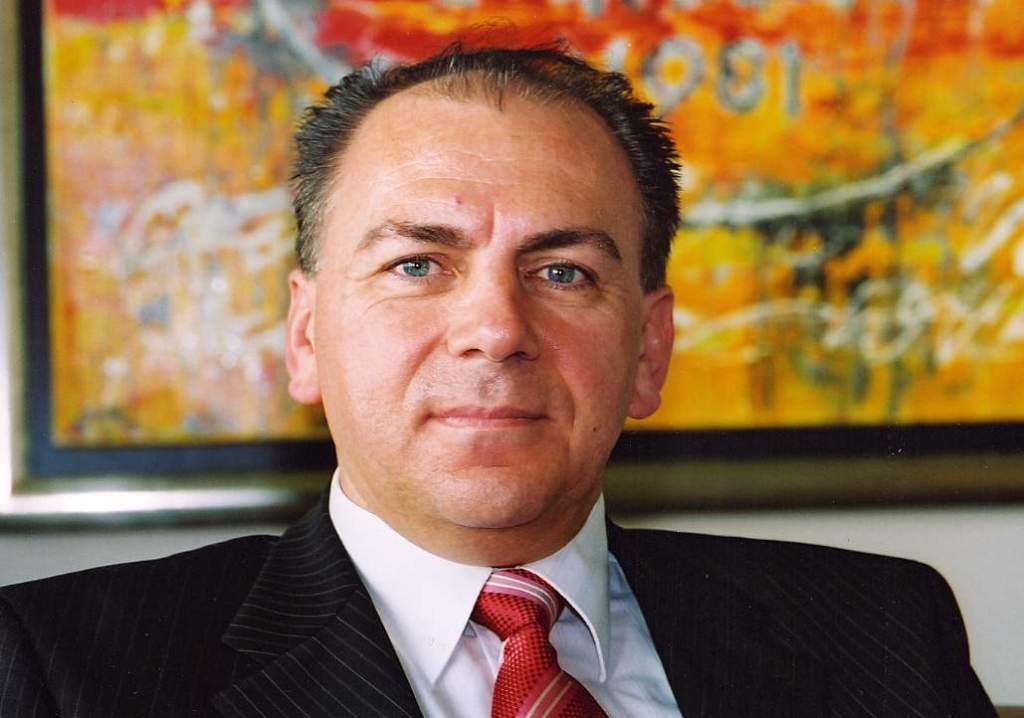 Imagem da matéria: Bitcoin Não Atende a Definição Completa de uma Moeda, Diz Ex-Chefe do BC Alemão