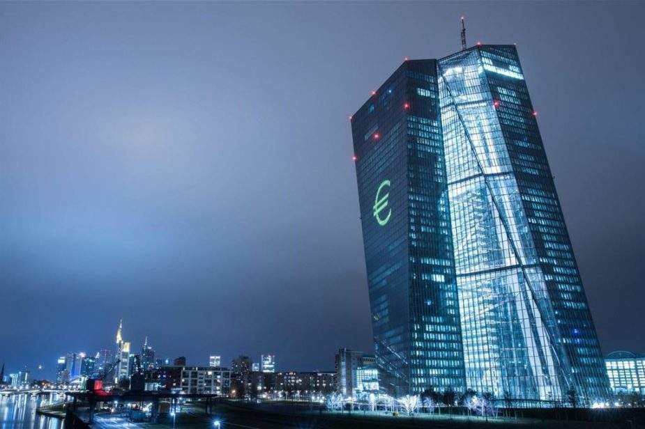 Imagem da matéria: Bancos Centrais Estão Considerando Regular Criptomoedas: Membro do Conselho do BCE