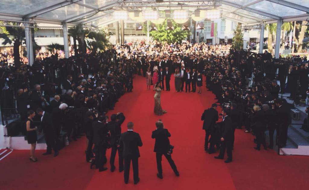 Imagem da matéria: Festival de Cannes Recebe Startups de Blockchain; Será o Começo do Fim da Pirataria no Mercado Cinematográfico?
