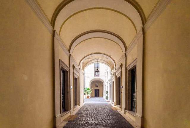 Imagem da matéria: Mansão Italiana do Século XVII é Leiloada via Blockchain