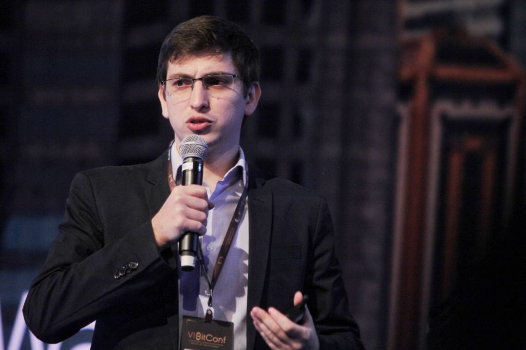 Imagem da matéria: “Três Associações Brasileiras de Criptomoedas Parece Briga de Egos”, Diz Rafael Steinfeld