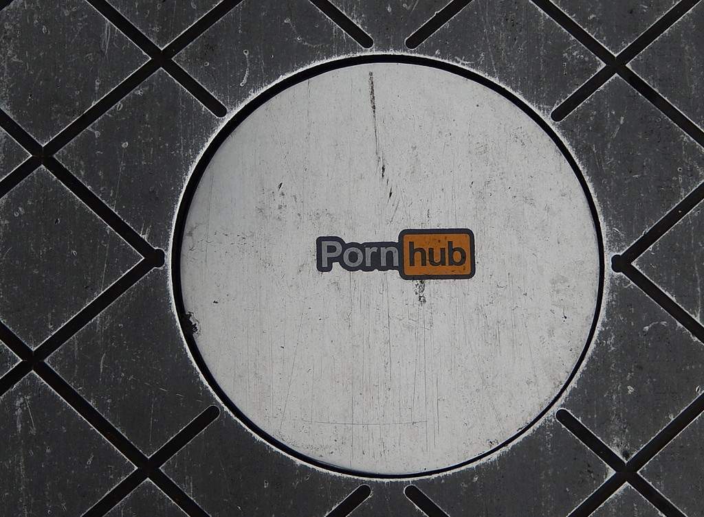 Imagem da matéria: Pornhub Vai Aceitar Criptomoedas Tron e ZenCash