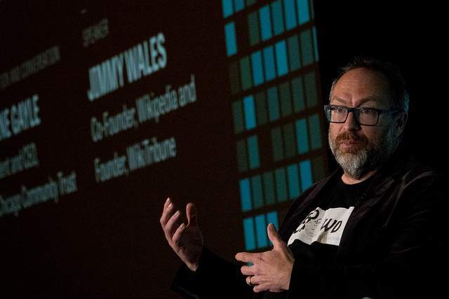 Imagem da matéria: Criador da Wikipedia diz que Bitcoin é Bolha, mas Aceita Doações em Criptomoedas