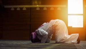 Imagem da matéria: Doações em Bitcoin e Ethereum em Mesquita de Londres Superam as Contribuições em Dinheiro Durante Ramadã