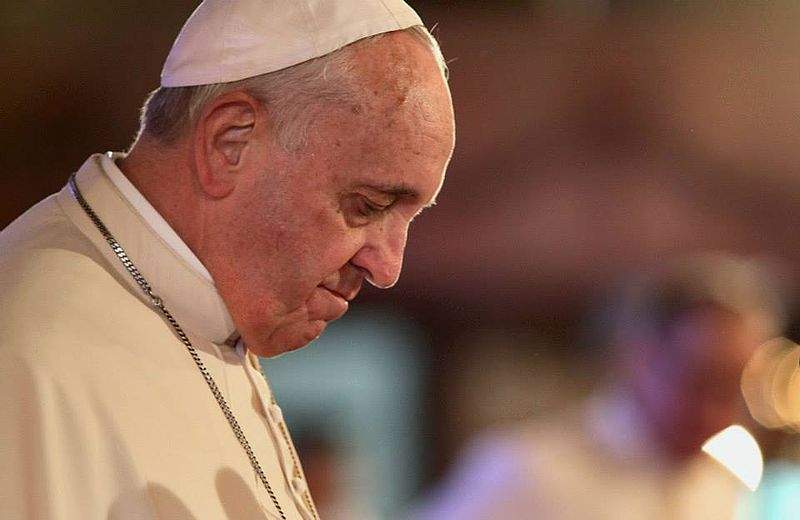 Imagem da matéria: Conta no Twitter do Papa é alvo de oferta falsa de Bitcoin