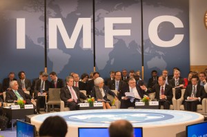 Imagem da matéria: Relatório do FMI aponta necessidade de regulação das criptomoedas