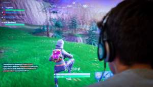 Imagem da matéria: Jogadores de Fortnite estão sendo alvos de malwares que roubam bitcoin
