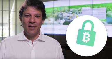 Imagem da matéria: Haddad registra plano de governo em Blockchain para combater fake news