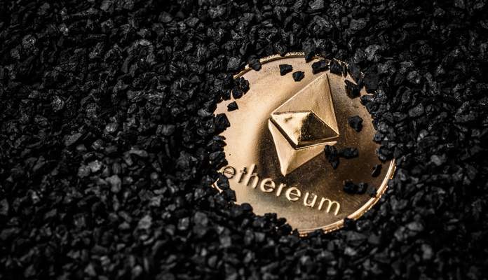 Imagem da matéria: Professores flagram diretor minerando ethereum em escola na China