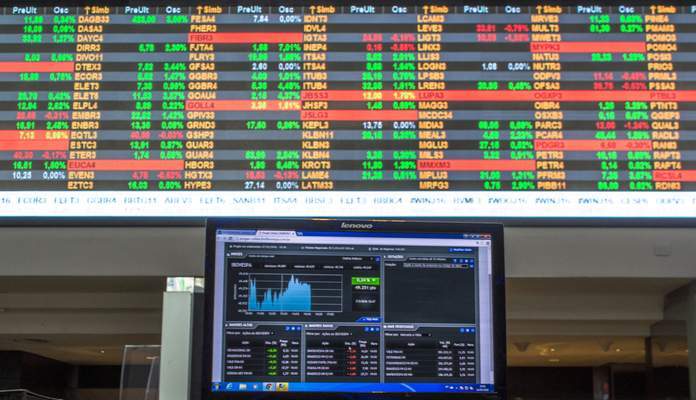 Imagem da matéria: Dólar subiu enquanto Bolsa brasileira fechou mais uma semana em alta