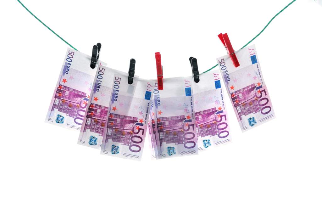 Imagem da matéria: União Europeia vai extinguir cédulas de 500 euros em combate à lavagem de dinheiro