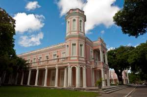 Imagem da matéria: Universidade Federal do Ceará fecha contrato de R$ 80 mil com empresa de Blockchain