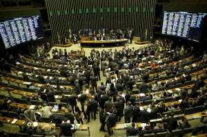 Imagem da matéria: Regulação de criptomoedas voltará a ser debatida na Câmara dos Deputados