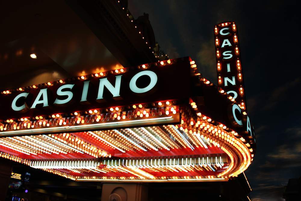 Imagem da matéria: O TokenRoll (TKR) pode resolver os problemas associados aos Casinos Online Centralizados?