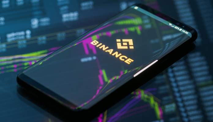 Imagem da matéria: Binance anuncia lançamento de plataforma nos EUA com menos criptomoedas disponíveis