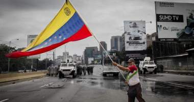 Imagem da matéria: Com país em crise, venezuelanos batem recorde na compra de bitcoin