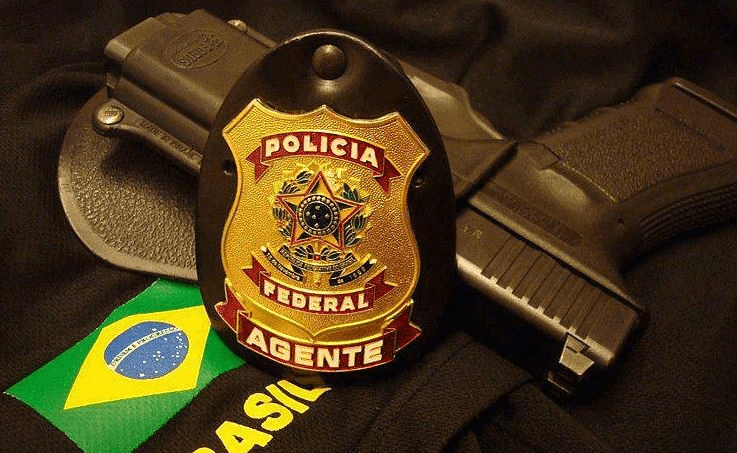 Imagem da matéria: Polícia Federal prende auditores da Receita no Rio suspeitos de operações de câmbio ilegais