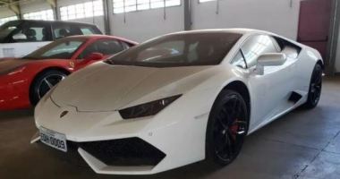 Imagem da matéria: Justiça vende outros carros de luxo da Kriptacoin para pagar vítimas do golpe de R$ 250 milhões