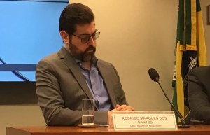 Imagem da matéria: Deputado pressiona CEO da Atlas Quantum sobre saques travados em audiência na Câmara