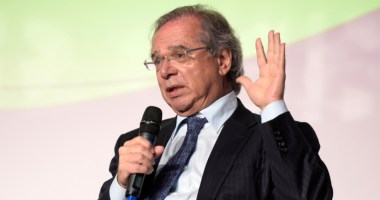 Imagem da matéria: O que acontece se Paulo Guedes realmente pedir demissão?