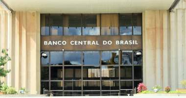 Imagem da matéria: Banco Central quer substituir DOC e TED por sistema de pagamentos instantâneos