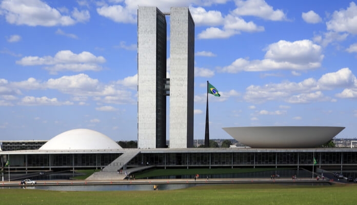 Imagem da matéria: Deputado quer convidar ABCripto e corretoras para falarem sobre mercado de criptomoedas na CPI
