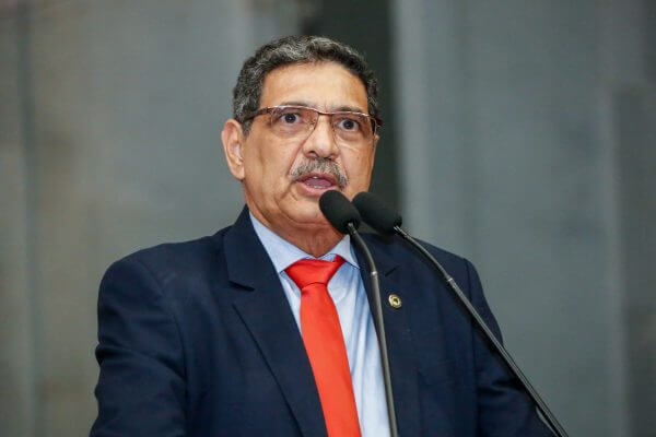 Imagem da matéria: Deputado do Partido Comunista do Brasil cita FMI sobre ameaça das criptomoedas aos bancos