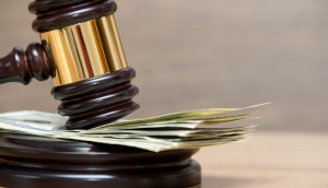 Imagem da matéria: STJ desbloqueia R$17 milhões de contas de envolvidos com BBOM que seriam usados para pagar vítimas