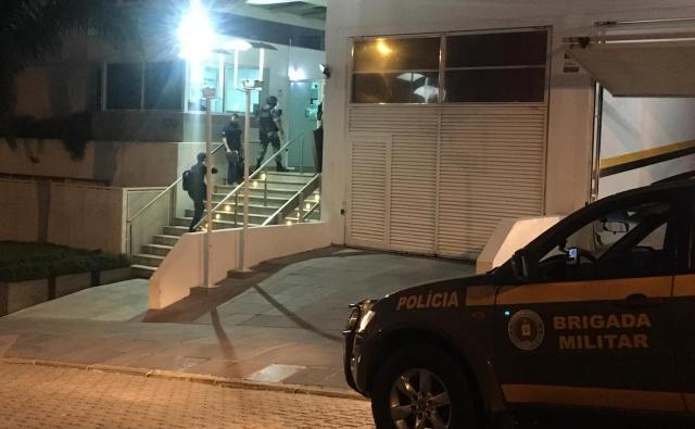 Imagem da matéria: Grupo que roubou R$ 30 milhões da Gerdau no Santander para  comprar bitcoins é alvo de operação do MP