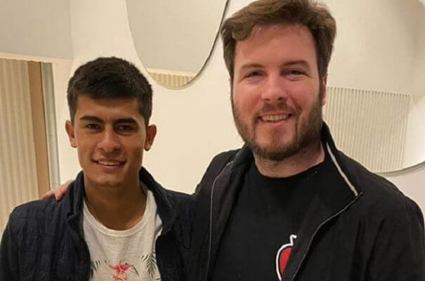 Imagem da matéria: Motoboy que foi ofendido por cliente tem encontro com Primo Rico