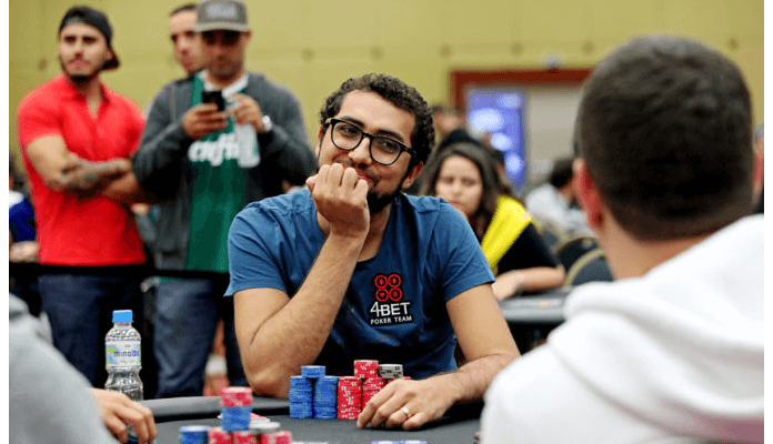 Imagem da matéria: Brasileiro entra no Guinness após ganhar US$ 1 milhão em bitcoin em torneio de poker