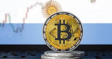 Imagem da matéria: Inflação e controle de dólar fazem interesse por bitcoin bater recorde na Argentina