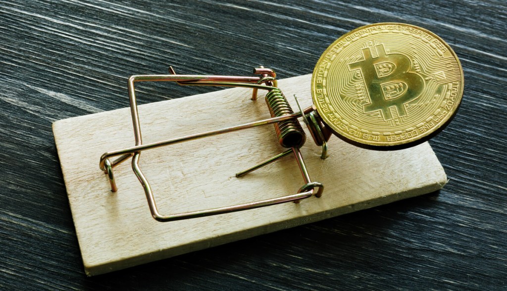 Imagem da matéria: Empresária tenta recuperar R$ 100 mil de falsa empresa de bitcoin indicada por pastor