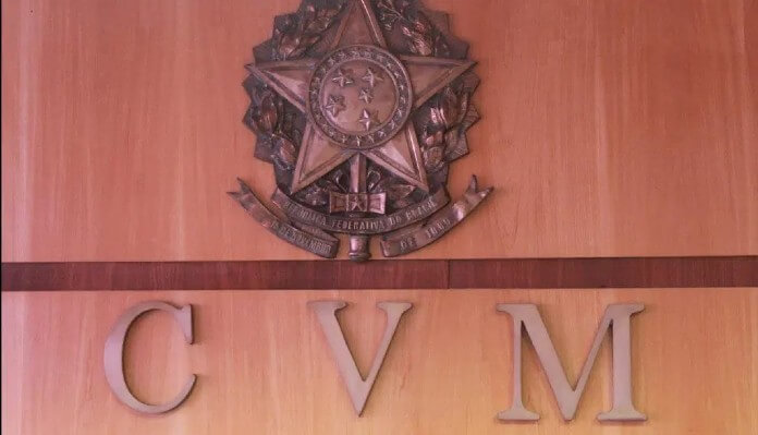 Brasão da CVM fixado no auditório do órgão