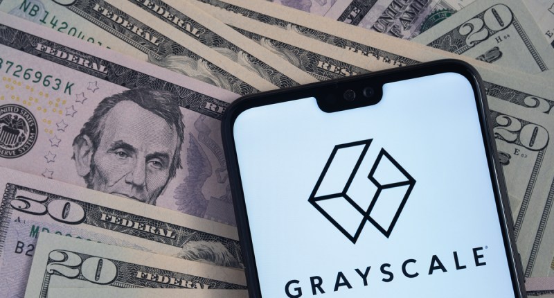 Imagem da matéria: Queda do bitcoin causa saída em massa de investidores do fundo da Grayscale