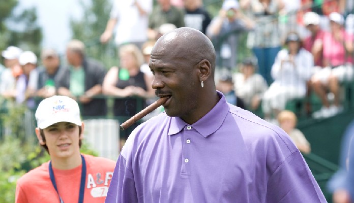 Imagem da matéria: Até Michael Jordan investiu em produtora de jogos blockchain que passou a valer mais de US$ 1 bilhão