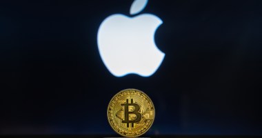 Imagem da matéria: Manhã Cripto: White paper do Bitcoin é encontrado em sistema operacional do MacBook da Apple; Austrália "imita" Brasil e suspende derivativos da Binance