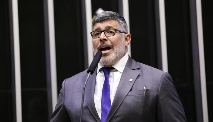 Imagem da matéria: Alexandre Frota apresenta novo projeto de lei para regular criptomoedas no Brasil