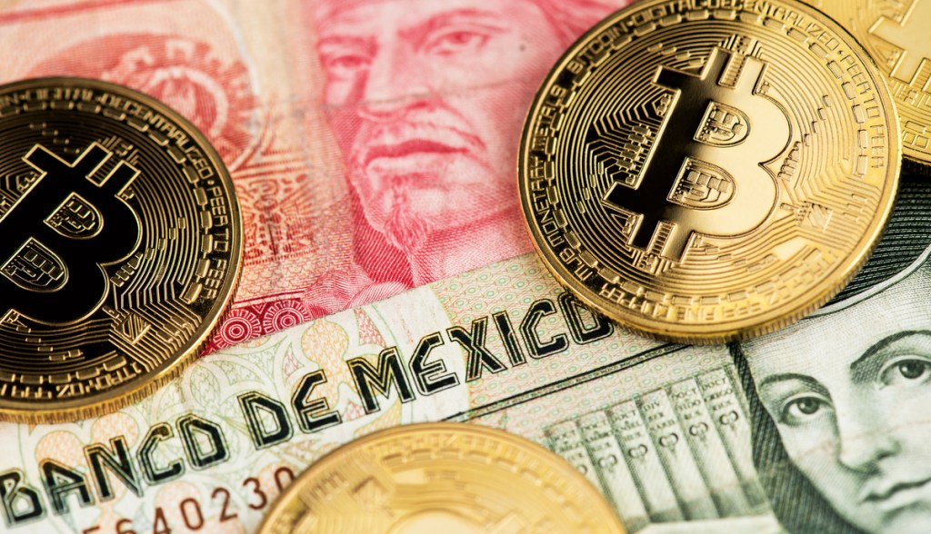 Imagem da matéria: BC do México reage a banqueiro que queria aceitar bitcoin: "É ilegal"