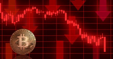 Imagem da matéria: Bitcoin, Ethereum, XRP e Cardano operam em forte queda de dois dígitos nesta quarta