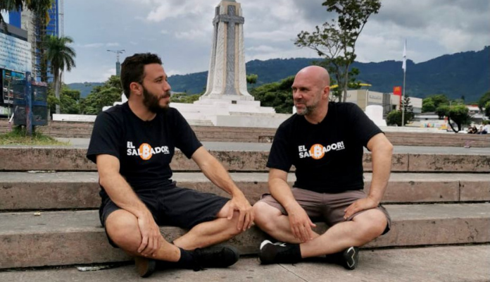 Imagem da matéria: Os brasileiros que estão em El Salvador vendo o Bitcoin se tornar uma moeda oficial