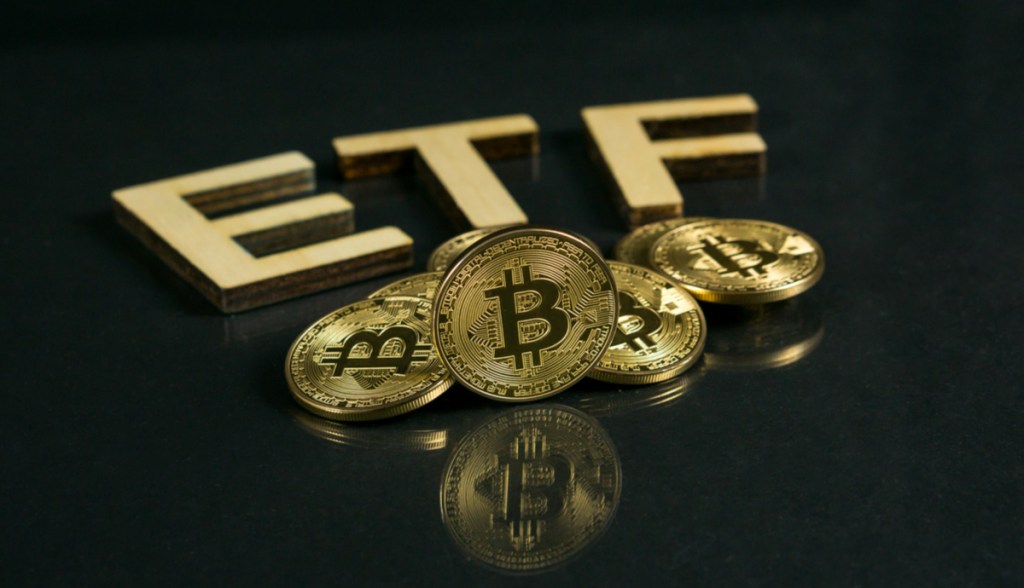 Imagem da matéria: O que é um ETF de Bitcoin à vista e por que os investidores dos EUA querem um?