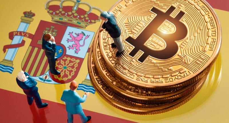 Imagem da matéria: Banco Central da Espanha pede para bancos revelarem planos com criptomoedas