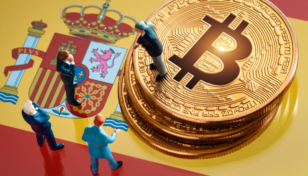 Imagem da matéria: Banco Central da Espanha pede para bancos revelarem planos com criptomoedas