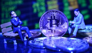 Imagem da matéria: Prazo para sacar de corretora chinesa de criptomoedas que vai fechar no Brasil termina hoje