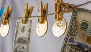 Imagem da matéria: A estranha relação do diretor da Celsius com um condenado por golpe com opções binárias