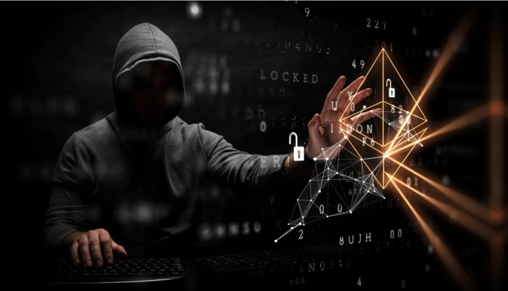 Imagem da matéria: Novo golpe faz vítima acreditar que ganhou milhares de reais em criptomoedas
