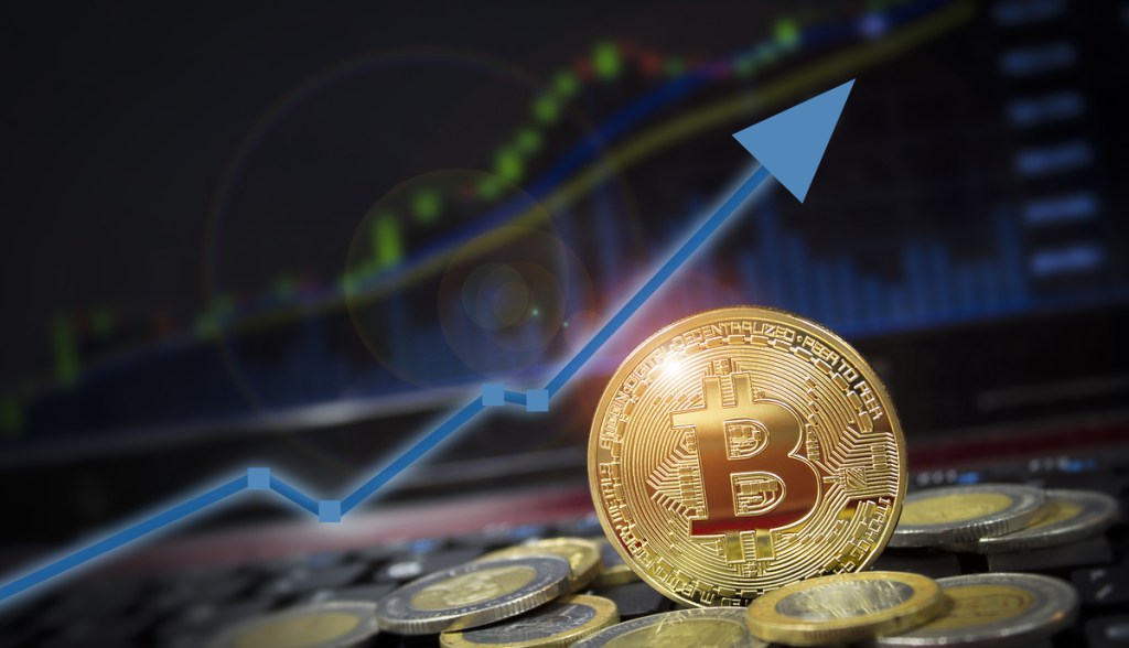 Imagem da matéria: Bitcoin ultrapassa barreira dos US$ 31 mil em onda de otimismo com ETF