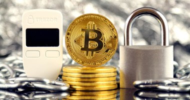 Imagem da matéria: Hacker quebra segurança da Trezor e ajuda usuário a recuperar US$ 2 milhões em criptomoedas